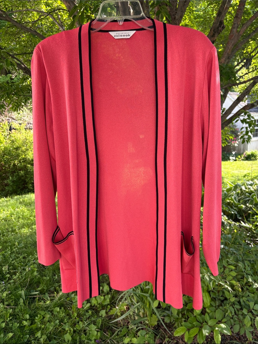 Misook Coral Open-Front Cardigan with Black Piping